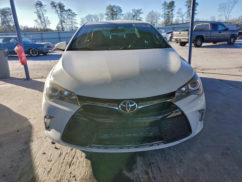 Фото 5 - TOYOTA CAMRY