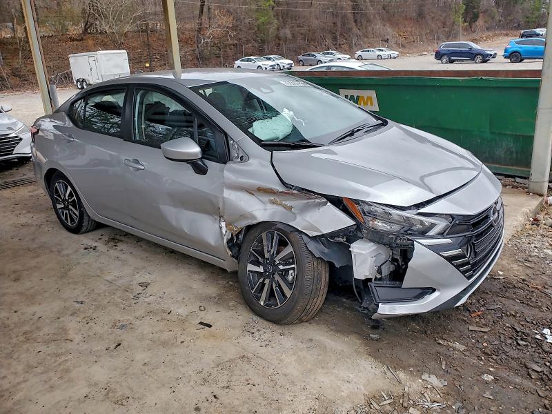 Фото 4 - NISSAN VERSA