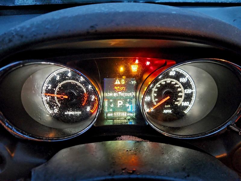 Фото 9 - MITSUBISHI OUTLANDER