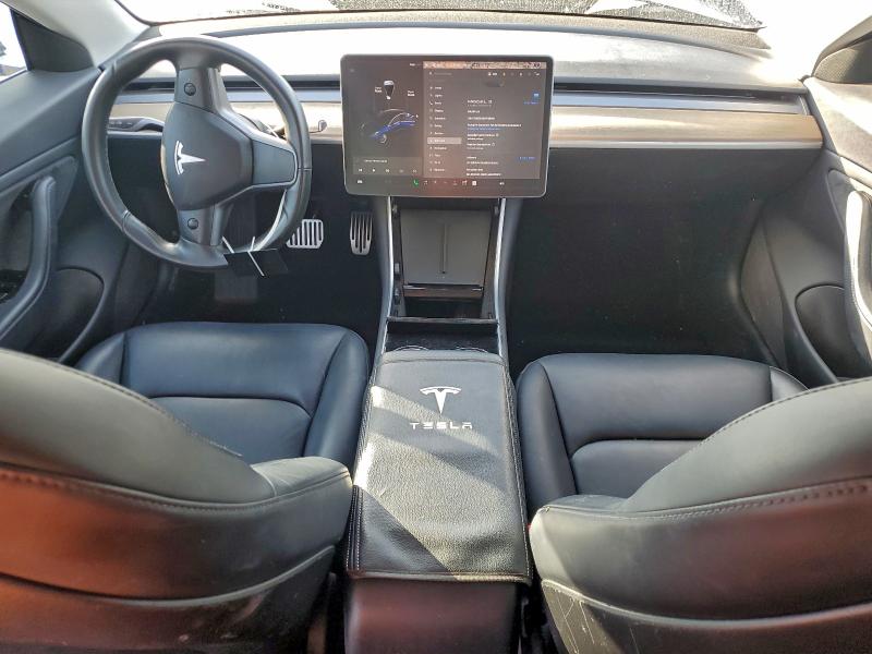 Фото 8 - TESLA MODEL 3