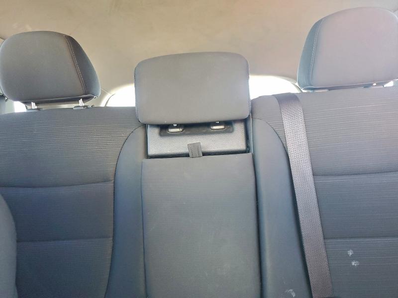 Фото 10 - KIA SORENTO