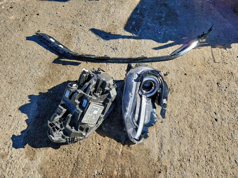 Фото 13 - FORD BRONCO