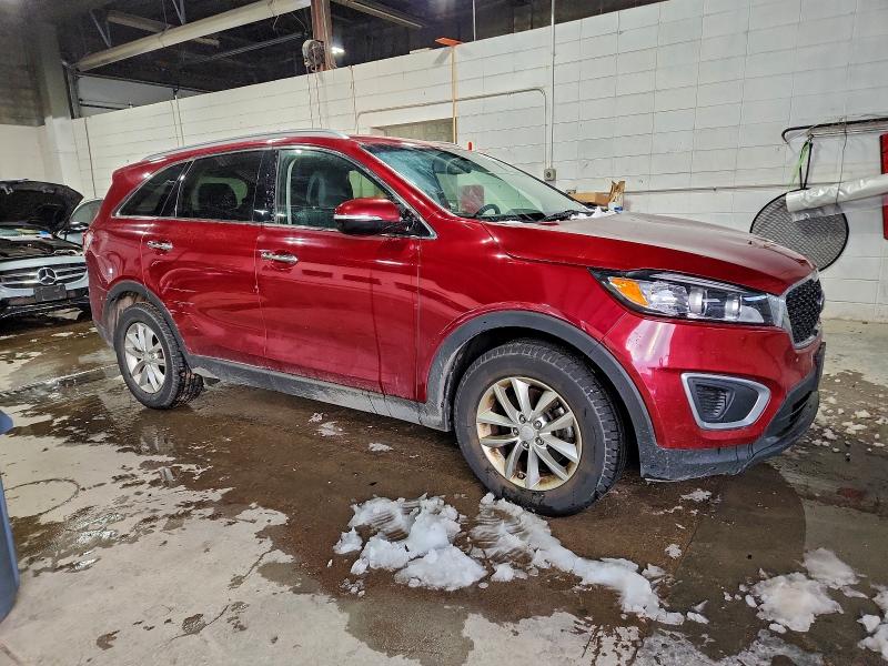 Фото 4 - KIA SORENTO