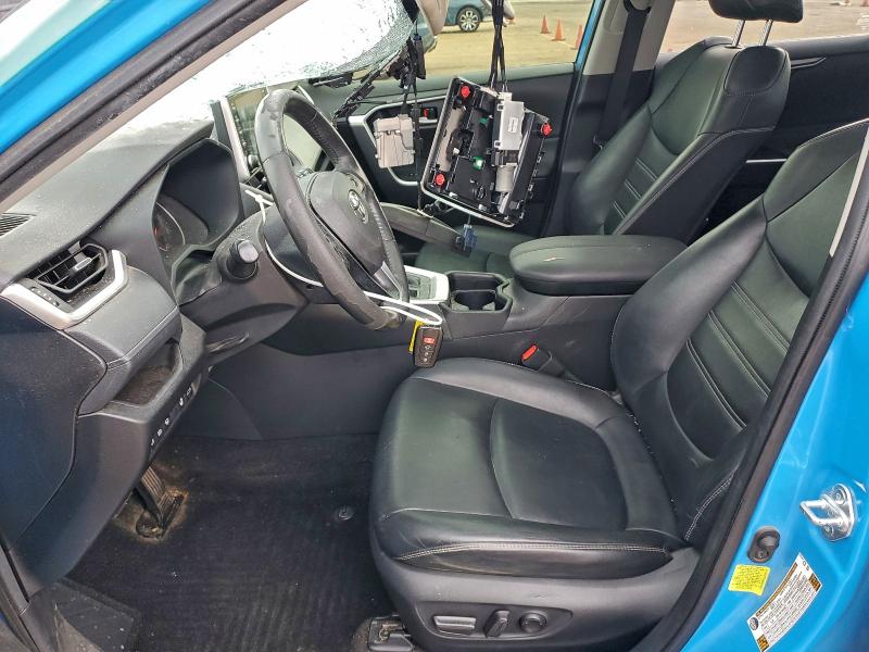 Фото 7 - TOYOTA RAV4