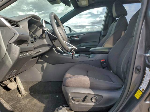 Фото 7 - TOYOTA RAV4