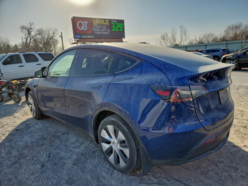 TESLA MODEL Y 2023 VIN 7SAYGDEE7PA203246