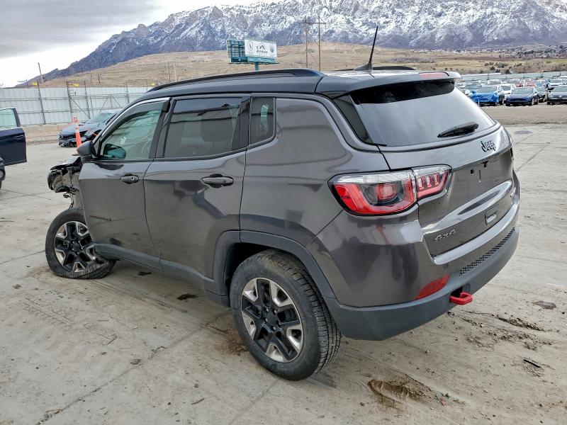 Фото 2 - JEEP COMPASS