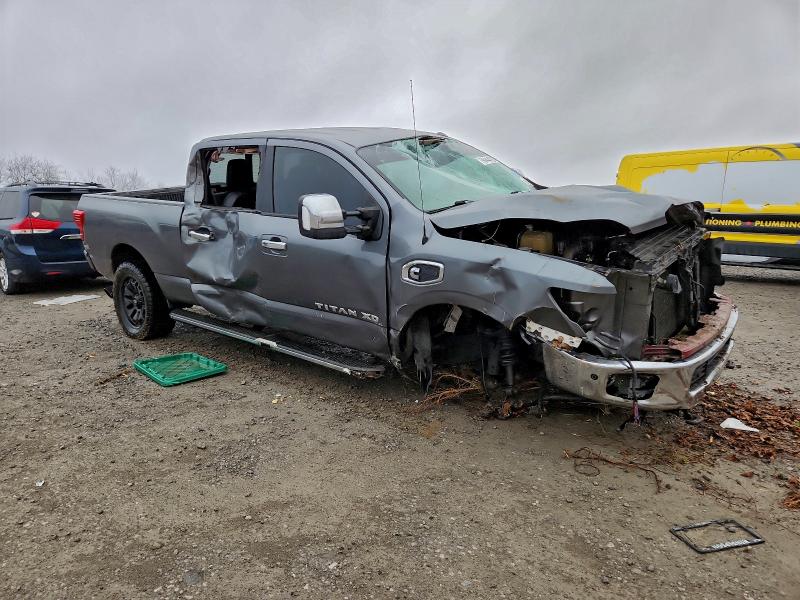 Фото 4 - NISSAN TITAN