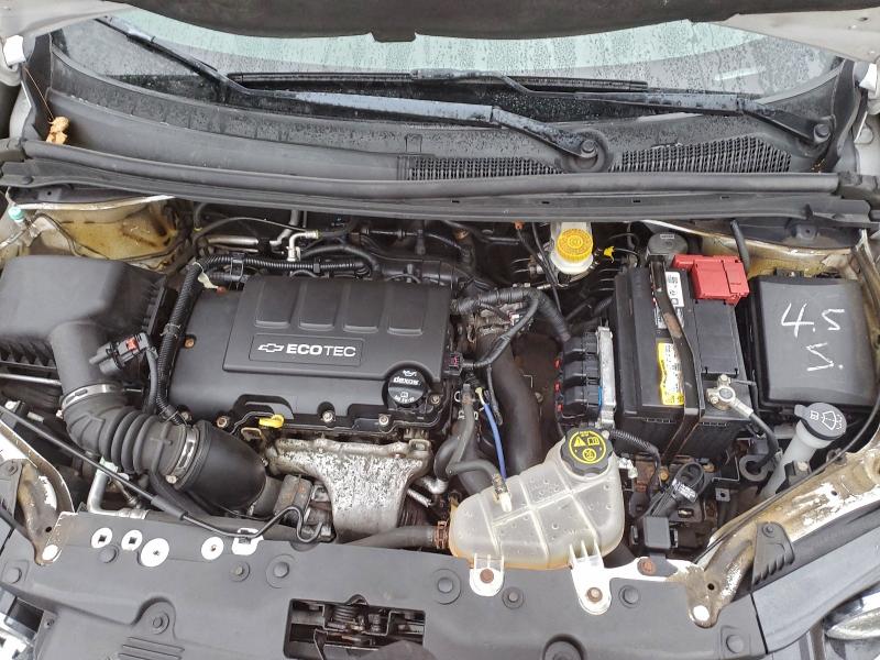 Фото 11 - CHEVROLET SONIC