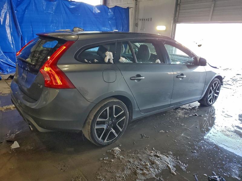 Фото 3 - VOLVO V60