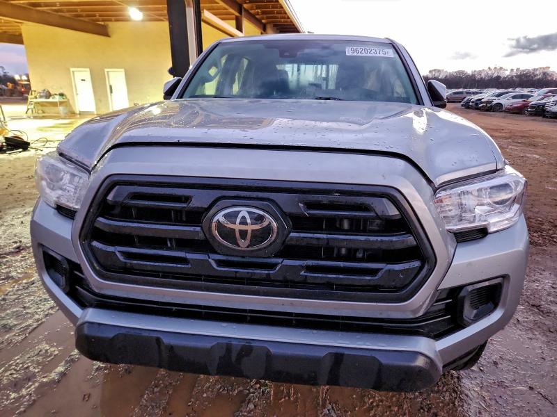 Фото 5 - TOYOTA TACOMA