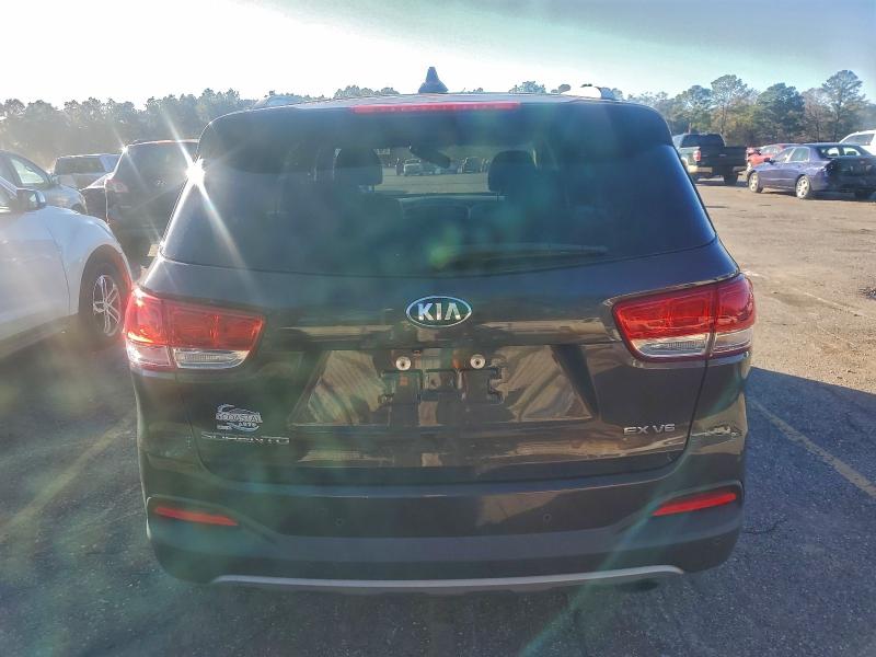 Фото 6 - KIA SORENTO