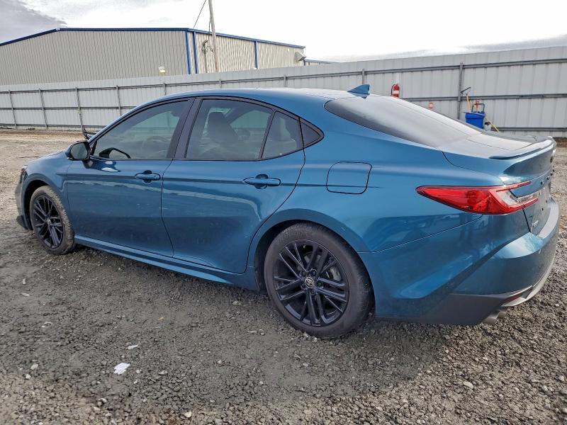 Фото 2 - TOYOTA CAMRY