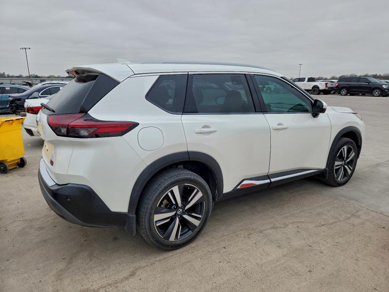 Фото 3 - NISSAN ROGUE