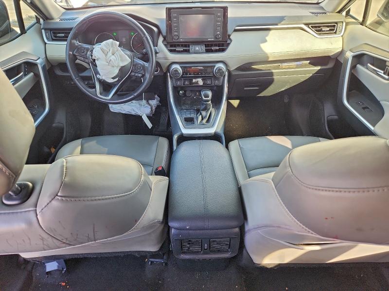 Фото 8 - TOYOTA RAV4