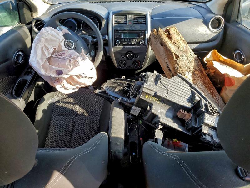 Фото 8 - NISSAN VERSA