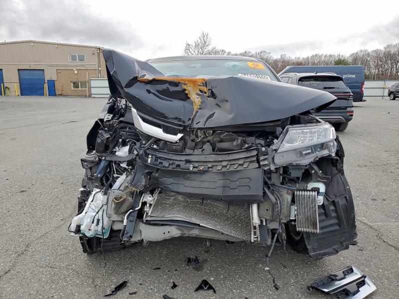 Фото 5 - MITSUBISHI OUTLANDER