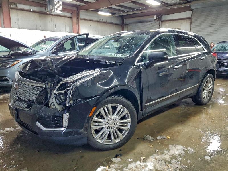 Фото 1 - CADILLAC XT5