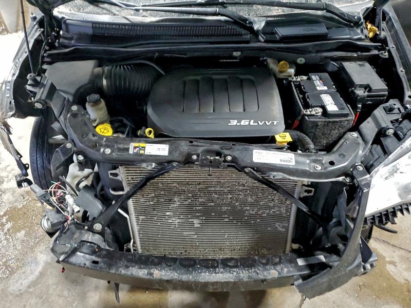 Фото 12 - CHRYSLER MINIVAN