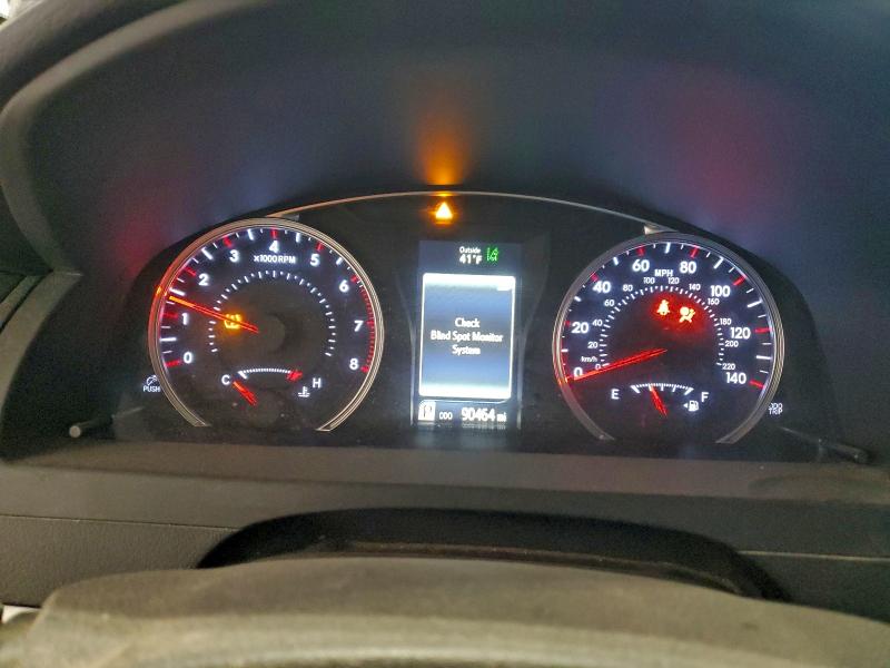 Фото 9 - TOYOTA CAMRY