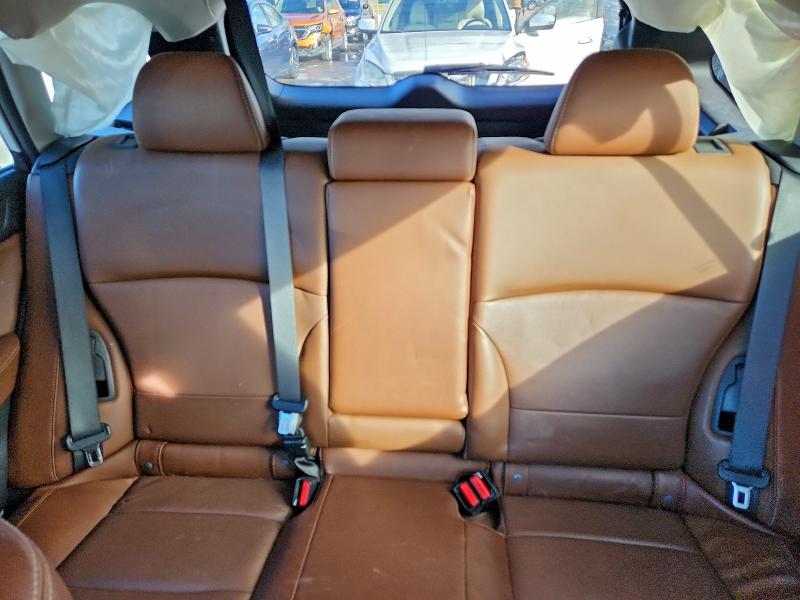 Фото 10 - SUBARU OUTBACK