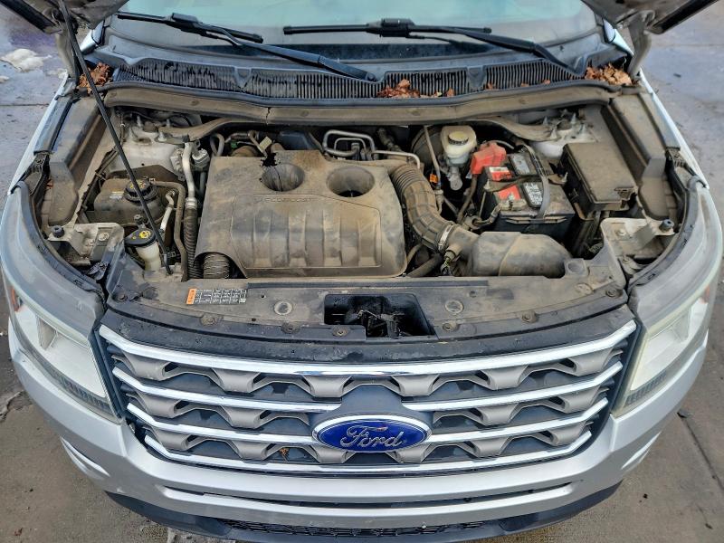 Фото 12 - FORD EXPLORER