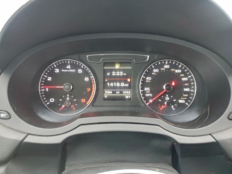 Фото 9 - AUDI Q3