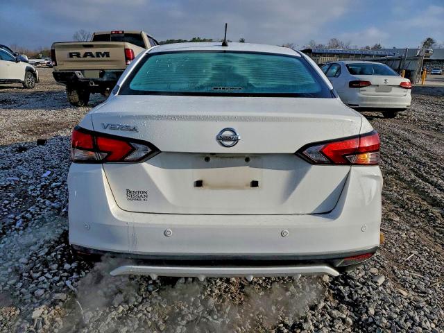 Фото 6 - NISSAN VERSA