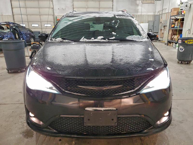 Фото 5 - CHRYSLER PACIFICA