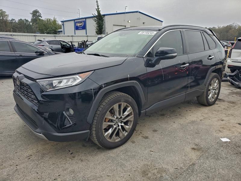 Фото 1 - TOYOTA RAV4