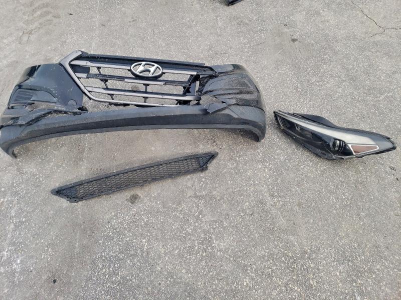 Фото 13 - HYUNDAI TUCSON