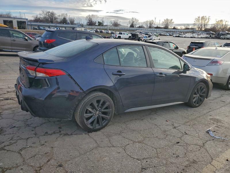 Фото 3 - TOYOTA COROLLA