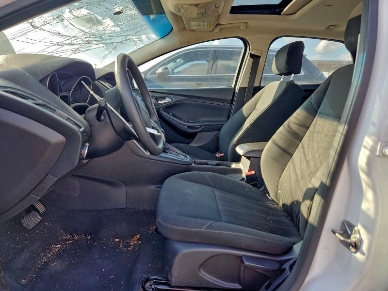 Фото 7 - FORD FOCUS