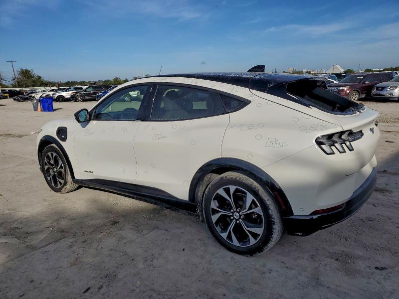 Фото 2 - FORD MUSTANG