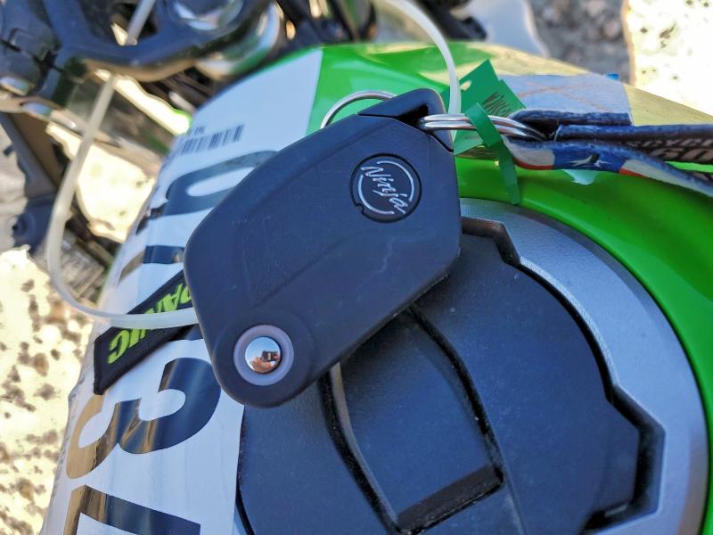 KAWASAKI EX500 A 2025