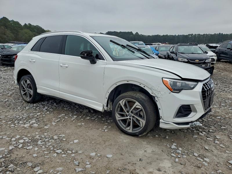 Фото 4 - AUDI Q3