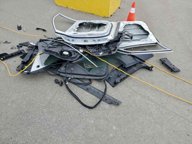 Фото 13 - HYUNDAI SANTA FE