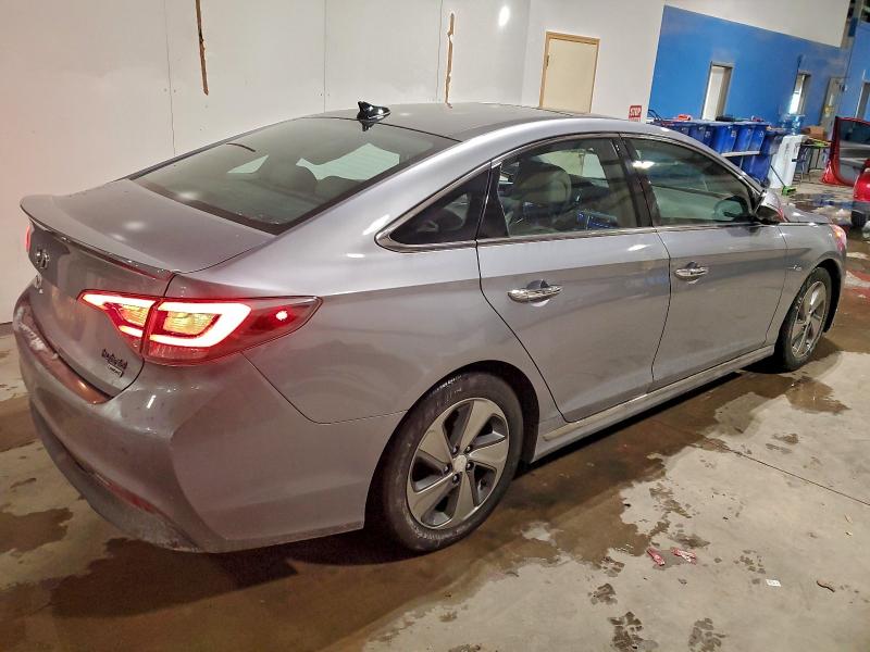 Фото 3 - HYUNDAI SONATA