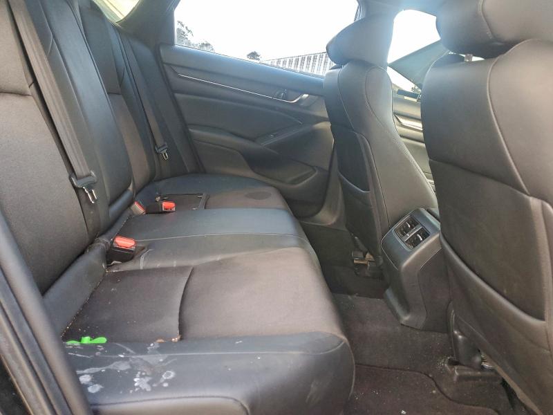 Фото 10 - HONDA ACCORD