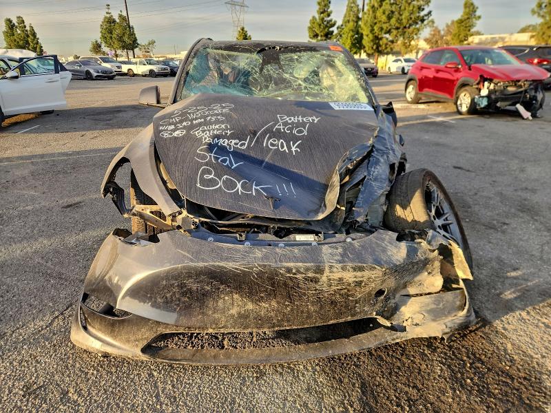 Фото 5 - TESLA MODEL Y