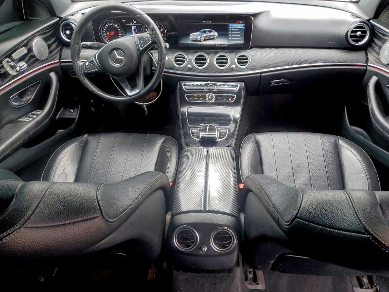 Фото 8 - MERCEDES-BENZ E-CLASS