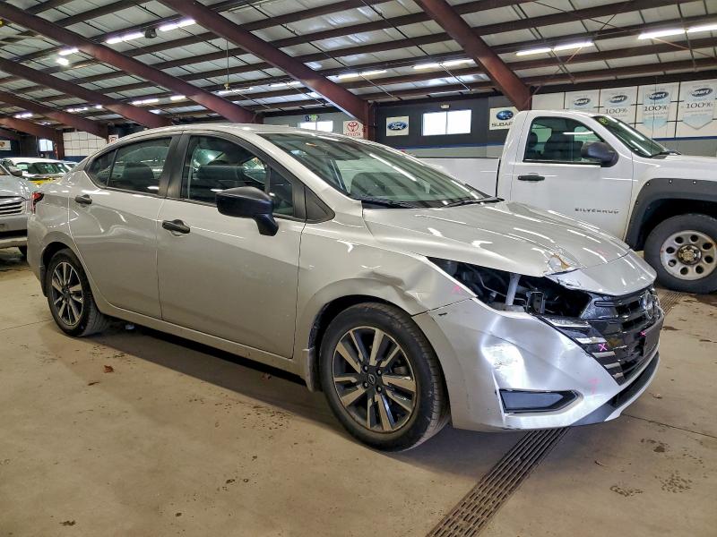 Фото 4 - NISSAN VERSA