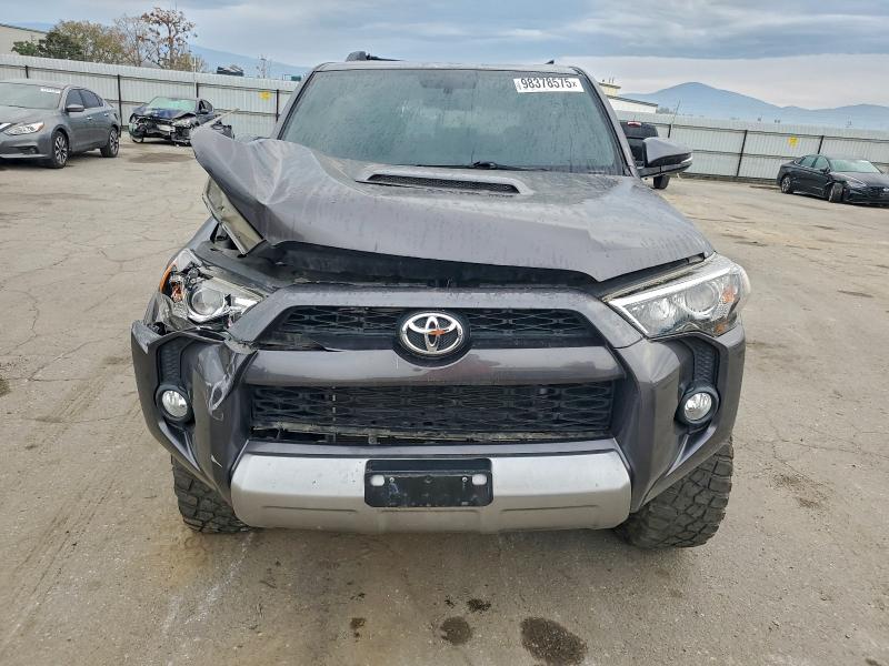 Фото 5 - TOYOTA 4RUNNER