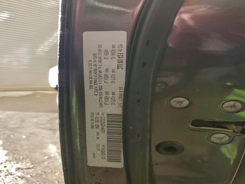 Фото 13 - DODGE CHALLENGER