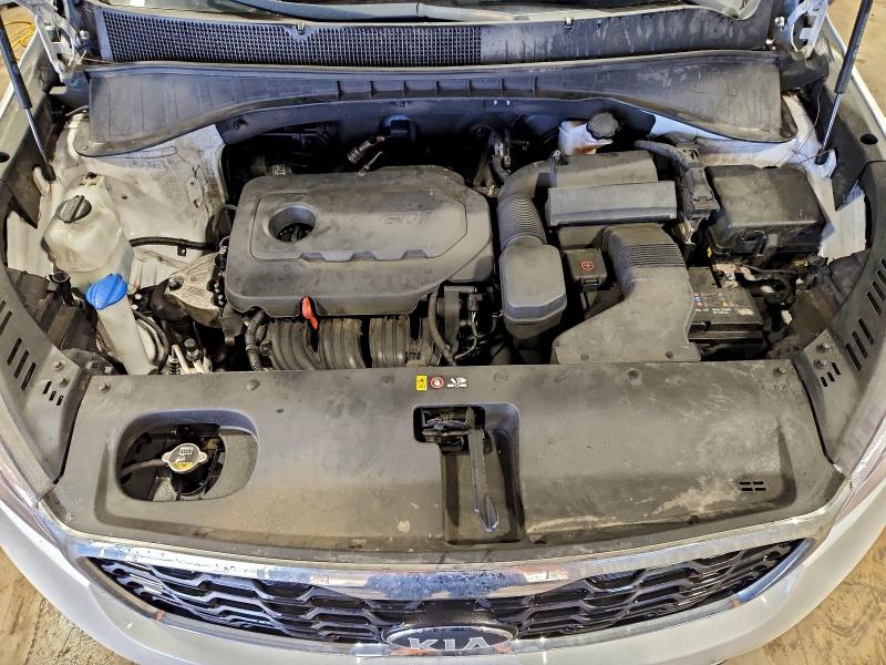 Фото 12 - KIA SORENTO