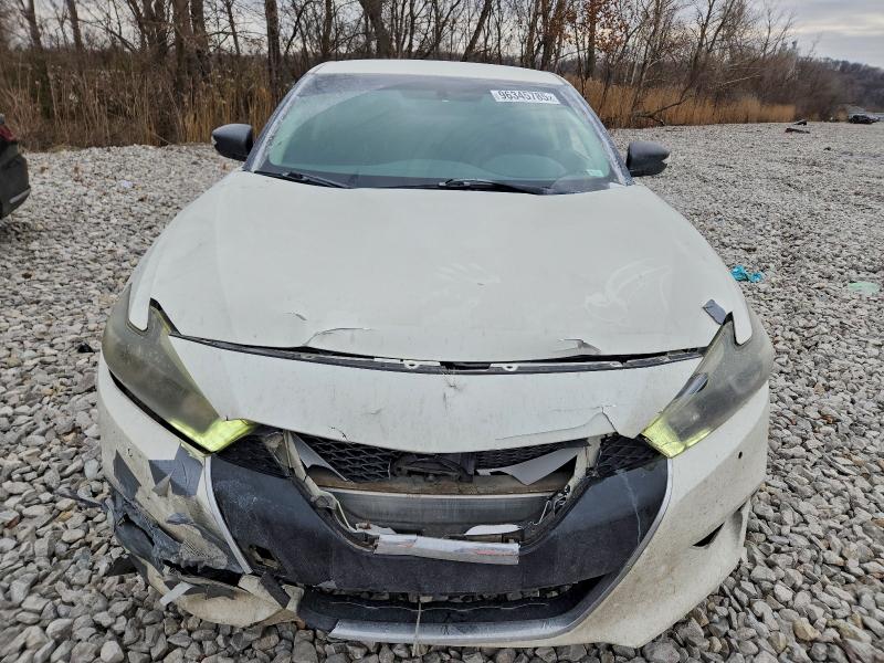 Фото 5 - NISSAN MAXIMA