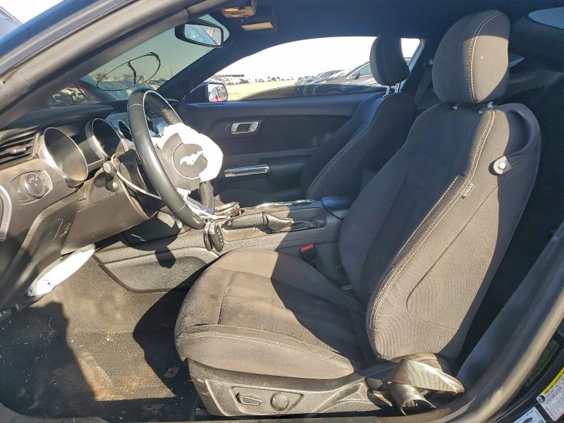 Фото 7 - FORD MUSTANG