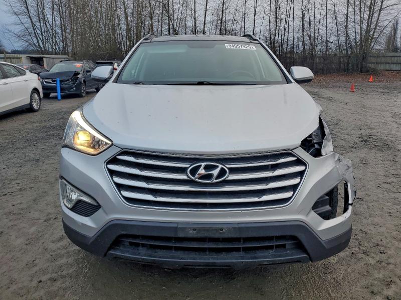 Фото 5 - HYUNDAI SANTA FE