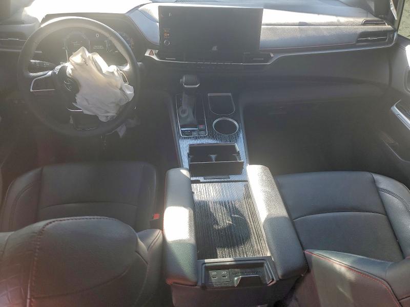 Фото 8 - TOYOTA SIENNA