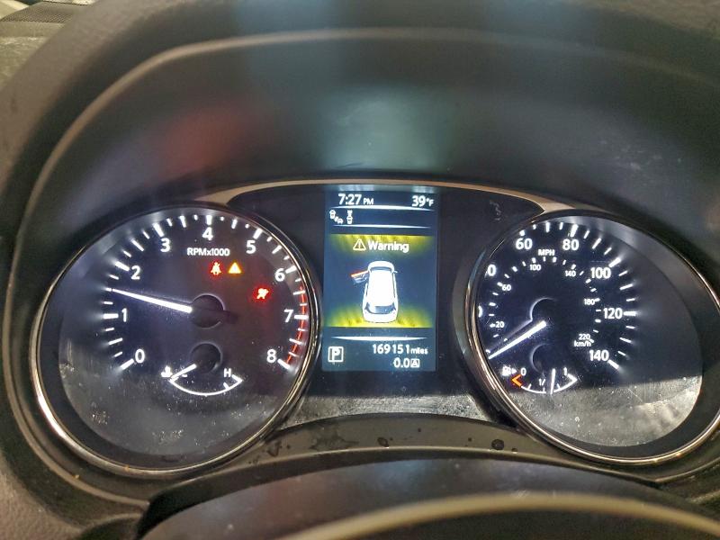 Фото 9 - NISSAN ROGUE